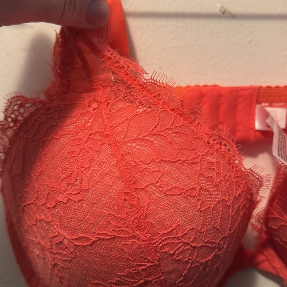 Bra - Picture 3 of 3